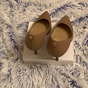 Beautiful Micheal Kors heels